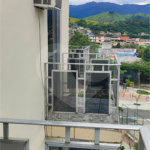 Casa à venda com 5 quartos, sendo 3 suítes, no condomínio Village Texeira Campos, Rio de Janeiro - RJ