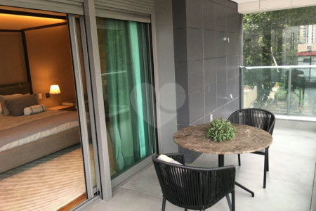 Apartamento à venda com 4 suítes em Vila Gomes Cardim, São Paulo, SP