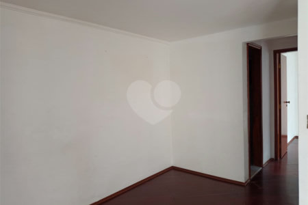 Apartamento à venda com 2 quartos em Jardim Santa Mônica, São Paulo, SP