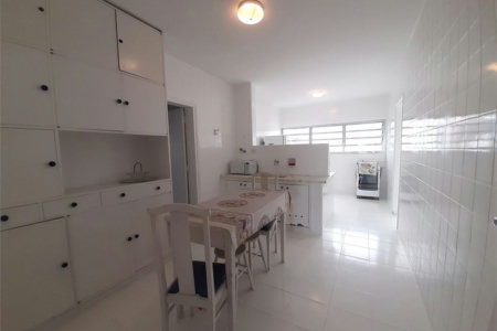 Apartamento Residencial à venda, Pitangueiras, Guarujá - AP0163.
