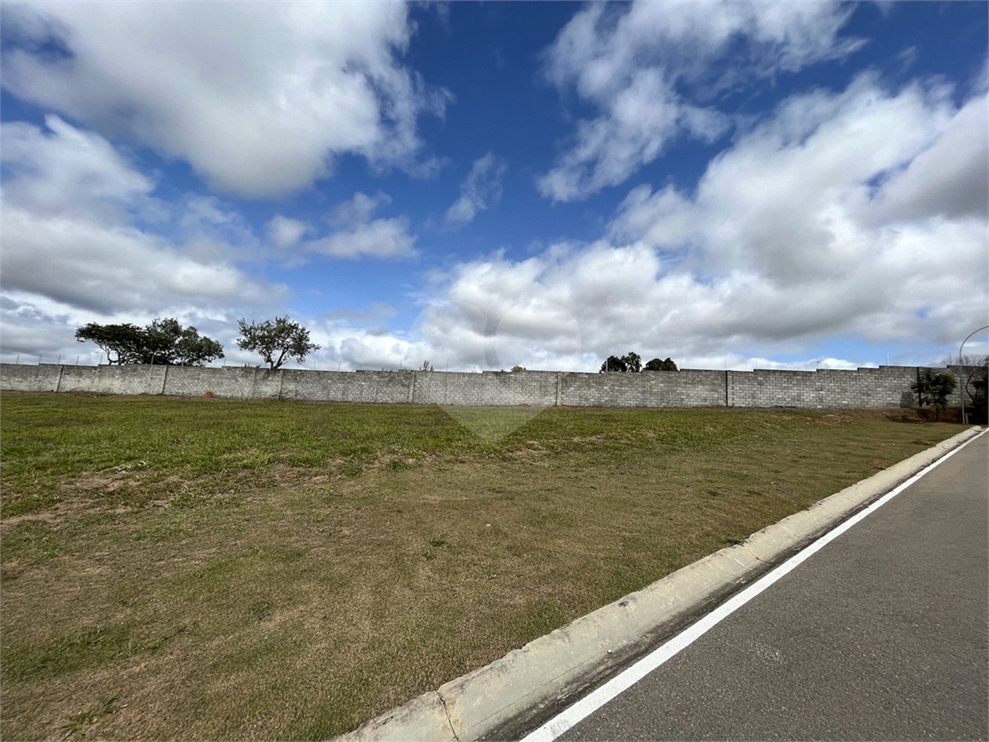 Terreno à venda no condomínio Up Residencial, Votorantim - SP