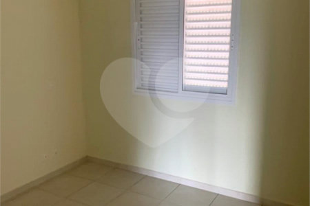 Apartamento à venda com 2 quartos em Jardim Três Marias, Salto, SP