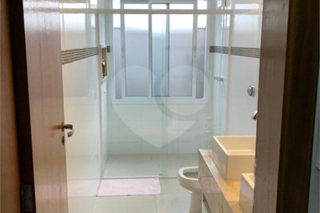 Casa à venda com 3 quartos, sendo 1 suíte, no condomínio Golden Park, Sorocaba - SP