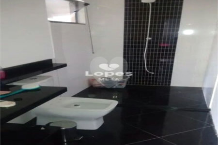 Casa à venda com 3 quartos, sendo 2 suítes, em Jardim Santa Júlia, São José dos Campos, SP