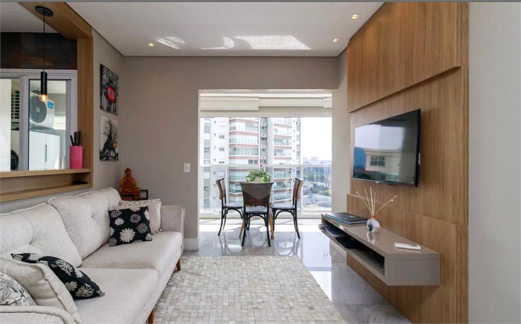 Apartamento à venda com 1 suíte em Vila Gertrudes, São Paulo, SP