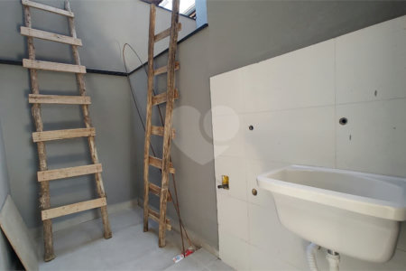Casa de Vila à venda com 2 suítes em Wanel Ville, Sorocaba, SP