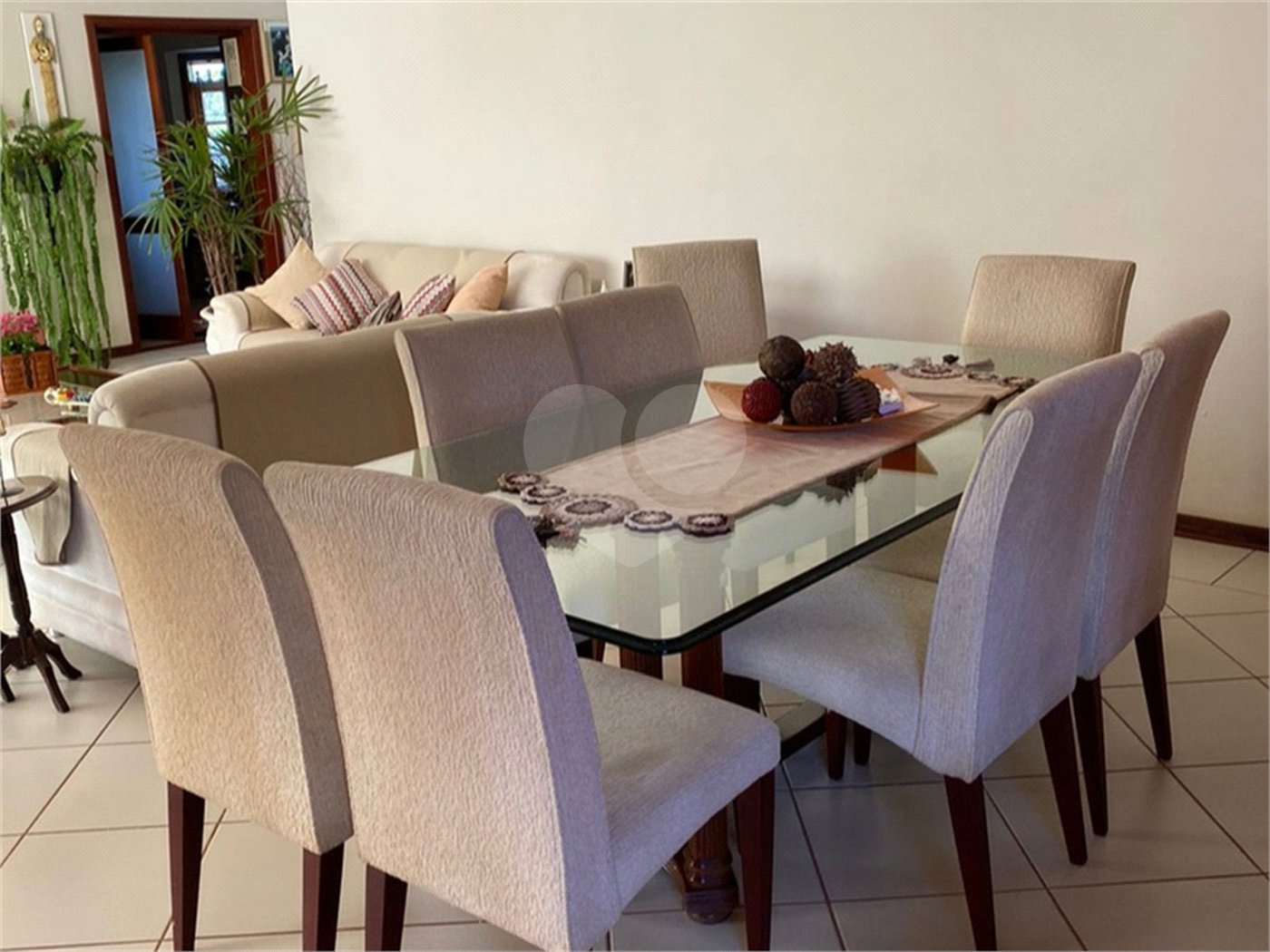 Casa à venda com 4 suítes no condomínio Portal do Sabiá, Araçoiaba da Serra - SP