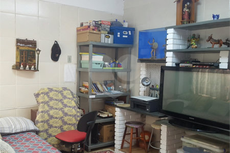 Casa de Vila à venda com 4 quartos, sendo 1 suíte, em Santana, São Paulo, SP
