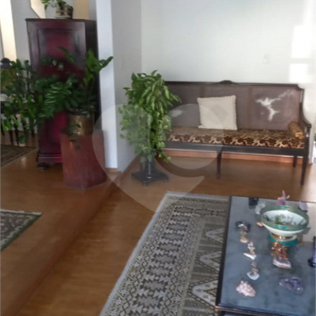 Casa Térrea à venda com 3 quartos, sendo 1 suíte,  em Aclimação, São Paulo, SP