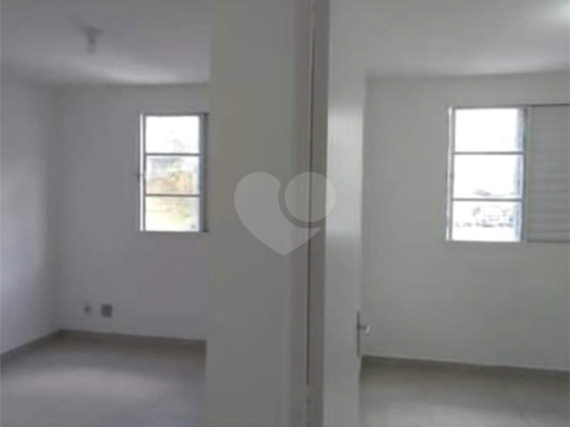 Apartamento à venda com 2 quartos em Tremembé, São Paulo, SP