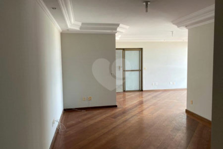 Apartamento à venda com 3 quartos, sendo 1 suíte, em Vila Costa, Suzano, SP