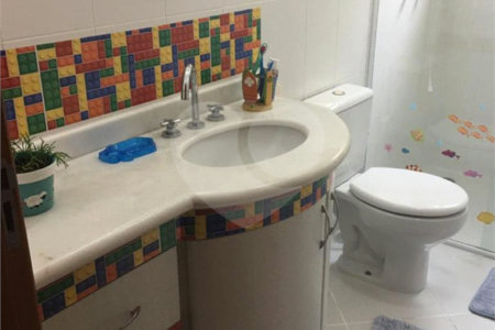Casa à venda com 3 suítes em Condomínio Serra da Estrela, Atibaia, SP