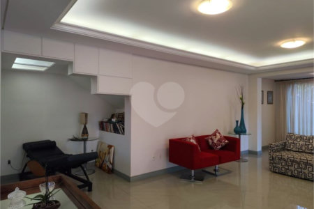 Casa à venda com 4 suítes em Marambaia, Vinhedo, SP
