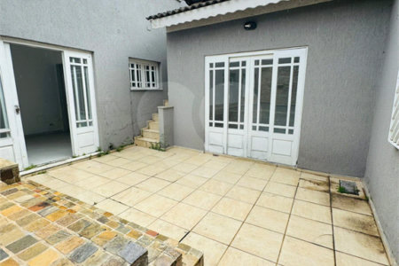 Casa à venda com 3 quartos, sendo 1 suíte, em Vila Galvão, Guarulhos, SP
