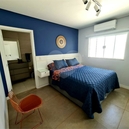 Casa à venda com 5 quartos, sendo 2 suítes, em Jardim das Roseiras, Araraquara, SP