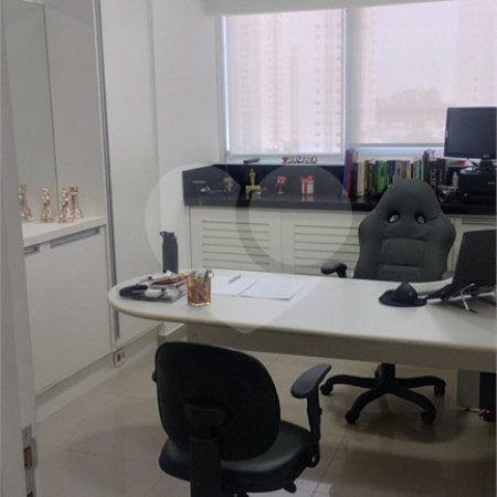 Sala à venda em Vila Mogilar, Mogi das Cruzes, SP