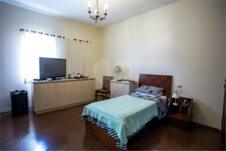 Casa à venda com 3 suítes no condomínio Praça Coronel Fernandes de Lima,47, São Paulo - SP