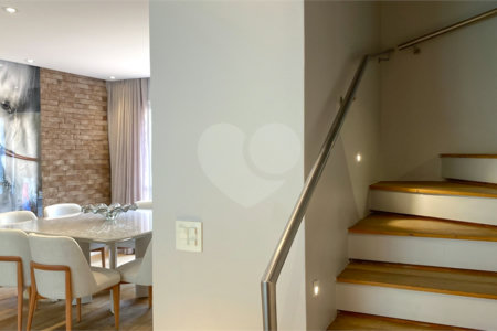 Casa à venda com 4 quartos, sendo 3 suítes, no condomínio Brisa Verde, São Paulo - SP