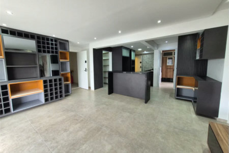 Apartamento à venda com 4 quartos, sendo 2 suítes,  em Jardim Vazani, São Paulo, SP