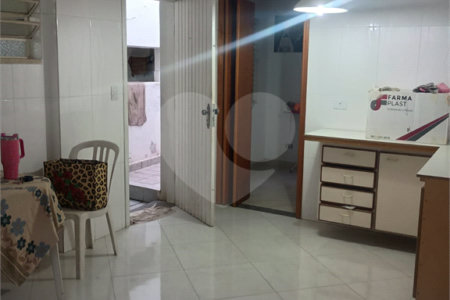 Casa à venda com 4 quartos, sendo 1 suíte, em Vila Cordeiro, São Paulo, SP