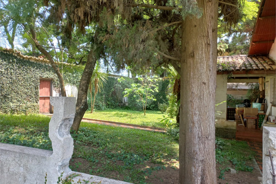Terreno à venda com 2 quartos, sendo 1 suíte, em Jardim Floresta, São Paulo, SP