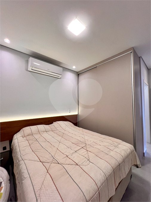 Casa à venda com 3 suítes no condomínio Residencial Mont'alcino, Valinhos - SP