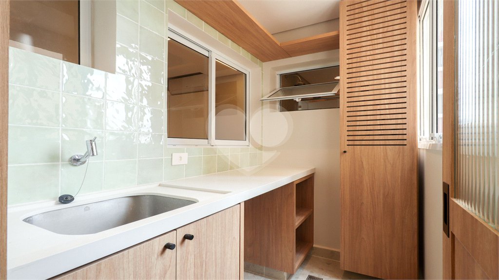 Apartamento à venda com 2 quartos, sendo 1 suíte,  em Vila Uberabinha, São Paulo, SP