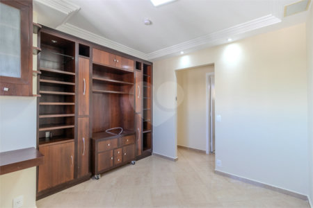 Apartamento à venda com 4 quartos, sendo 2 suítes, em Jardim Marajoara, São Paulo, SP