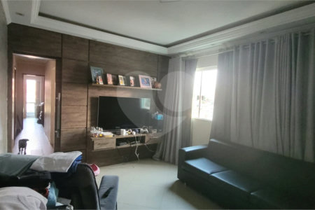 Cobertura à venda com 4 quartos, sendo 3 suítes, em Bangú, Santo André, SP