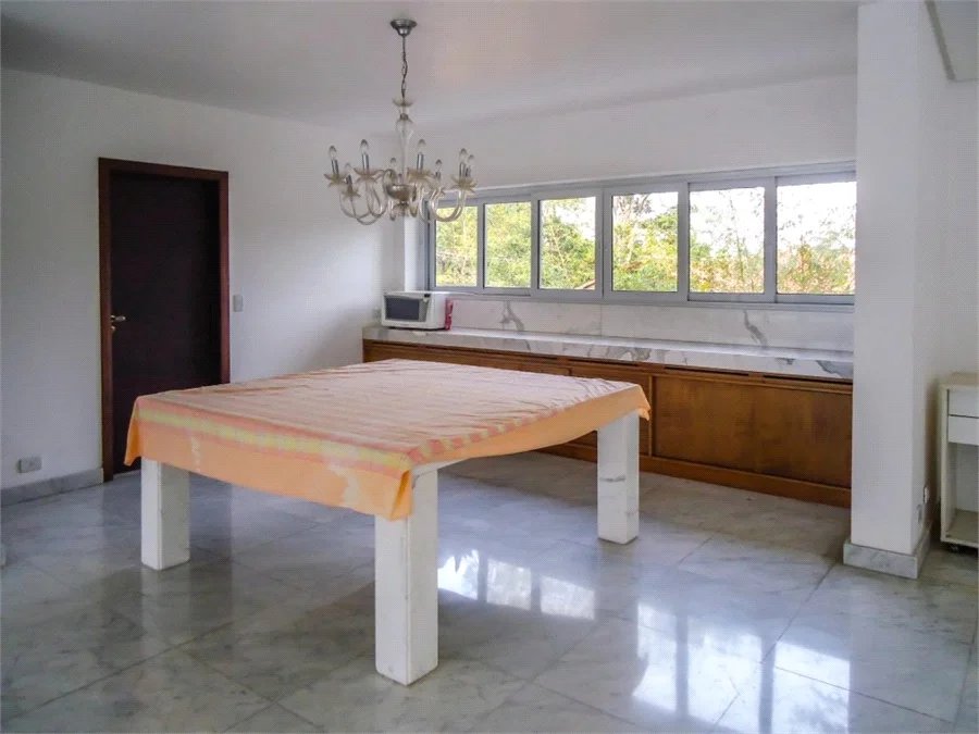 Casa à venda com 4 suítes em Vila Tramontano, São Paulo, SP