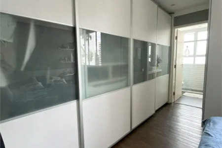 Apartamento à venda com 3 suítes em Vila Andrade, São Paulo, SP