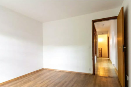 Casa à venda com 4 quartos, sendo 1 suíte,  em Vila Tiradentes, São Paulo, SP
