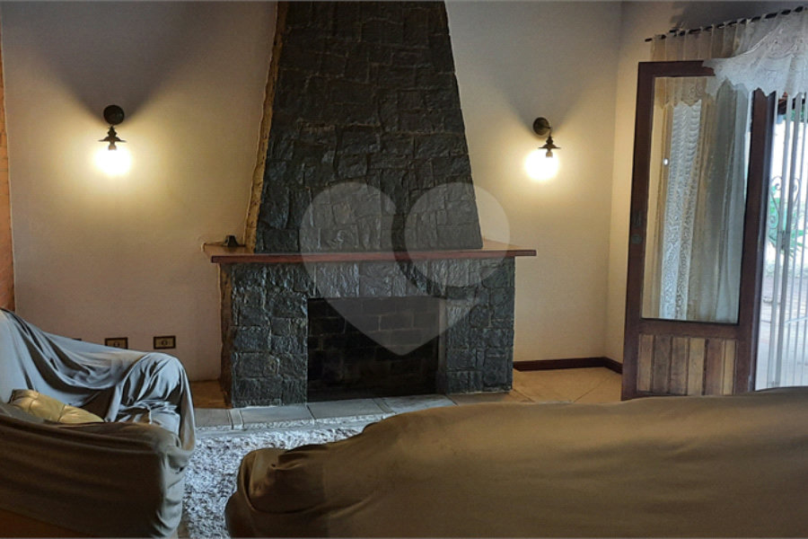 Casa à venda com 3 quartos, sendo 1 suíte,  em Serra da Cantareira, Mairiporã, SP