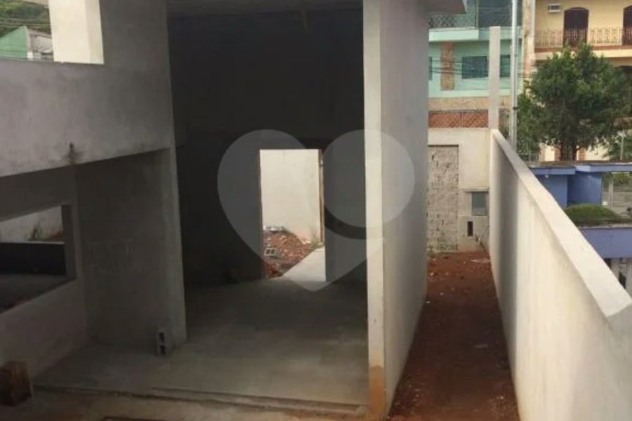 Casa à venda com 3 suítes em Tremembé, São Paulo, SP