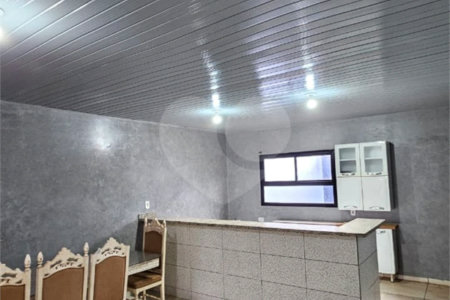 Casa à venda com 3 quartos, sendo 1 suíte, no Centro, Ponta Porã, MS