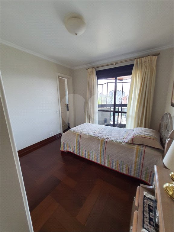 Apartamento à venda com 4 suítes em Vila Andrade, São Paulo, SP