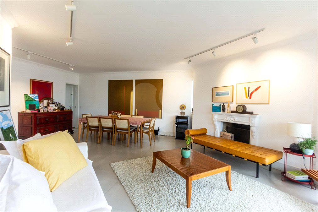 Apartamento à venda com 4 suítes em Vila Nova Conceição, São Paulo, SP