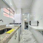Apartamento mobiliado próximo da praia com 1 dormitório à venda, 32 m² por R$ 390.000 - Embaré - Santos/SP