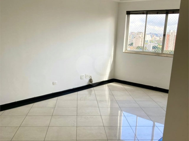 Apartamento à venda com 2 quartos em Vila Mariana, São Paulo, SP