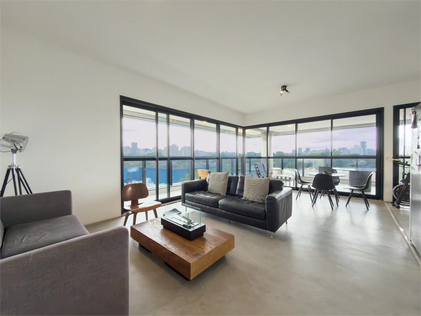 Apartamento à venda com 3 suítes em Pinheiros, São Paulo, SP