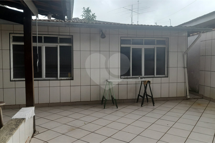 Sobrado à venda com 3 quartos, sendo 1 suíte, em Tremembé, São Paulo, SP