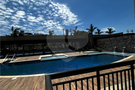 Apartamento à venda com 4 suítes em Vila Embaré, Valinhos, SP