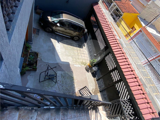 Sobrado à venda com 6 quartos, sendo 2 suítes,  em Vila Mazzei, São Paulo, SP