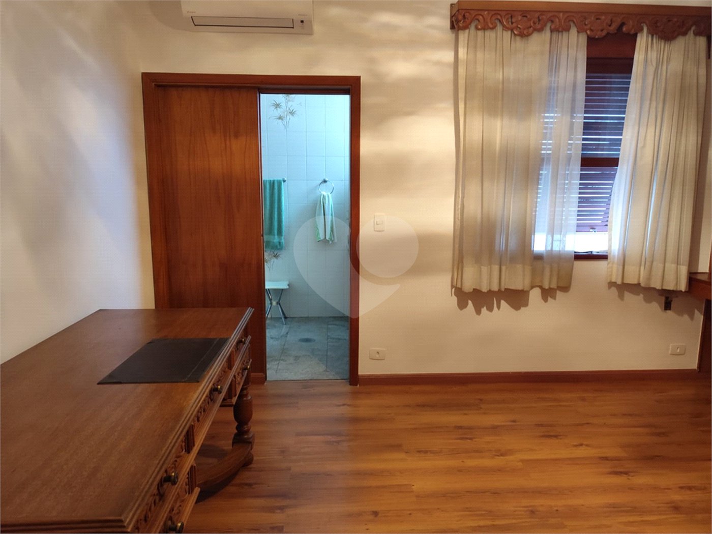 Sobrado à venda com 4 suítes em Santana, São Paulo, SP