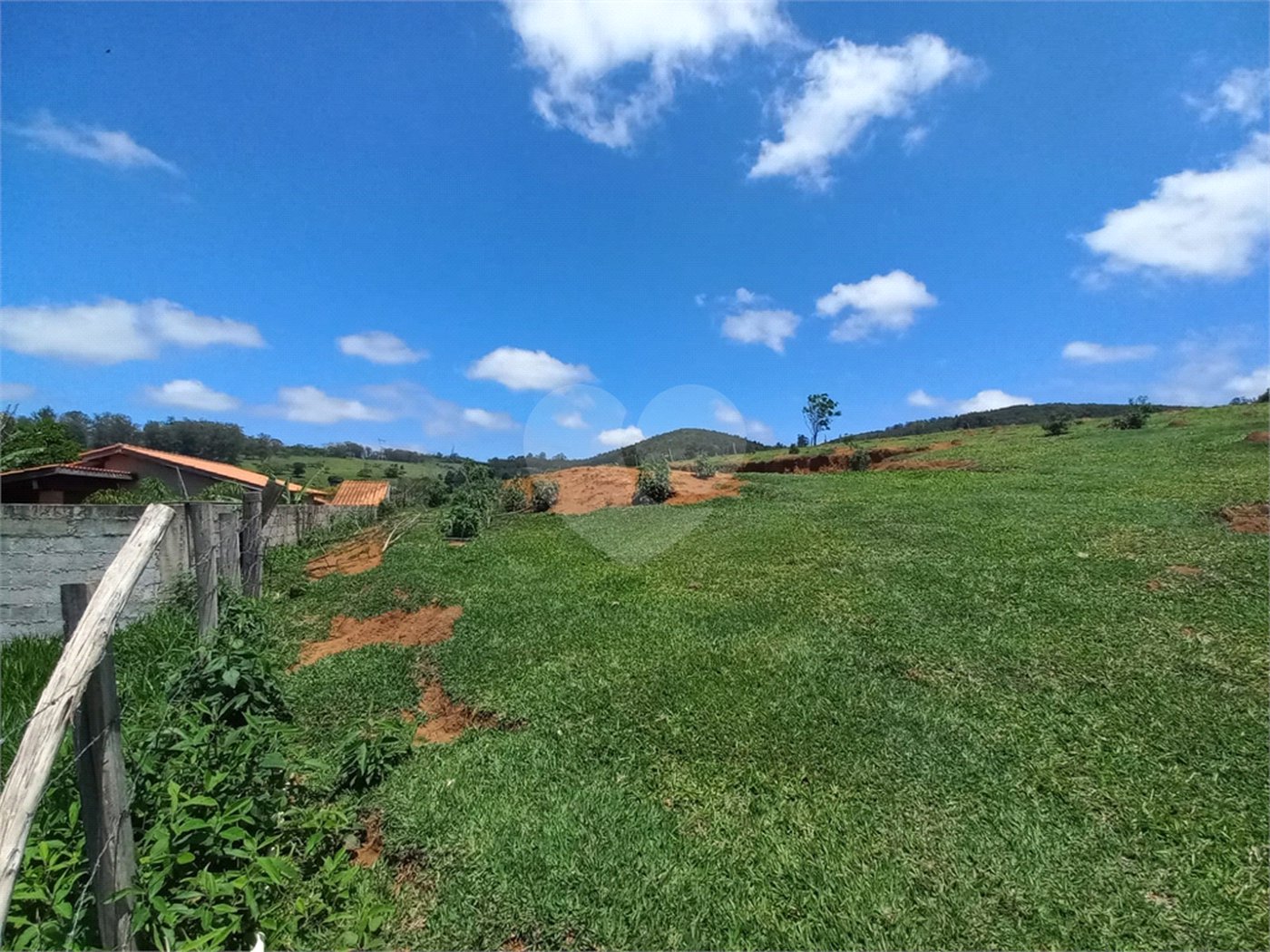 Sítio à venda com 1 quarto em Recanto Amapola, Bragança Paulista, SP