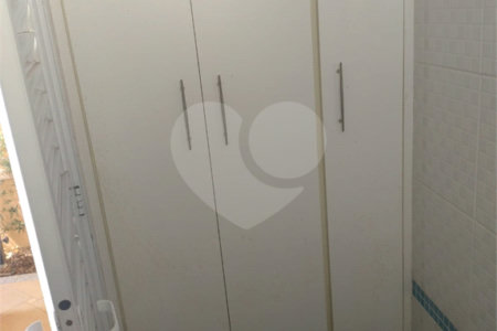 Casa à venda com 3 quartos, sendo 1 suíte, no condomínio Bosque de Greviléa, Vinhedo - SP