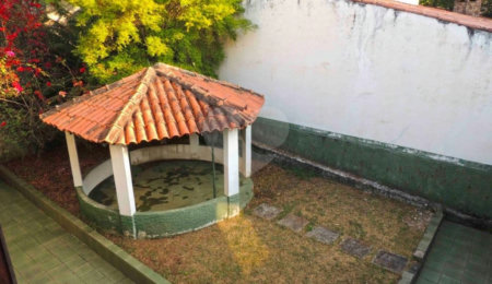 Casa de Vila à venda com 4 quartos, sendo 2 suítes,  em Jardim dos Estados, São Paulo, SP