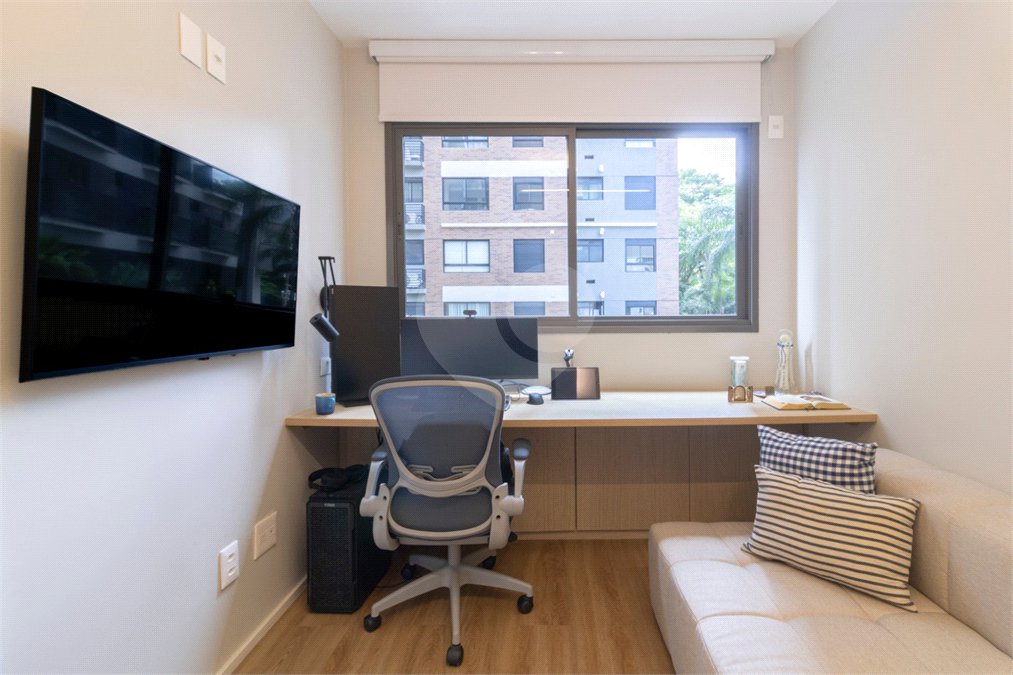 Duplex à venda com 2 suítes em Indianópolis, São Paulo, SP
