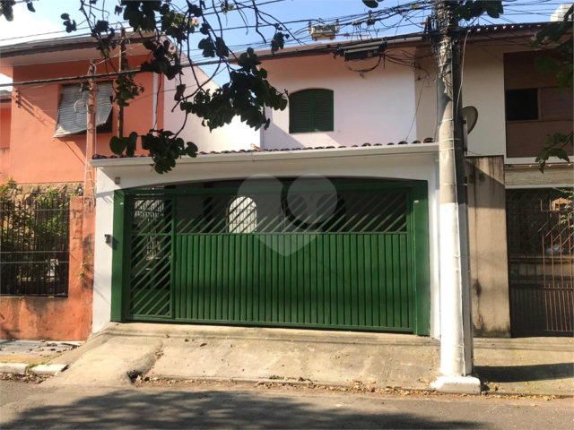 Sobrado à venda com 3 quartos, sendo 1 suíte,  em Brooklin, São Paulo, SP