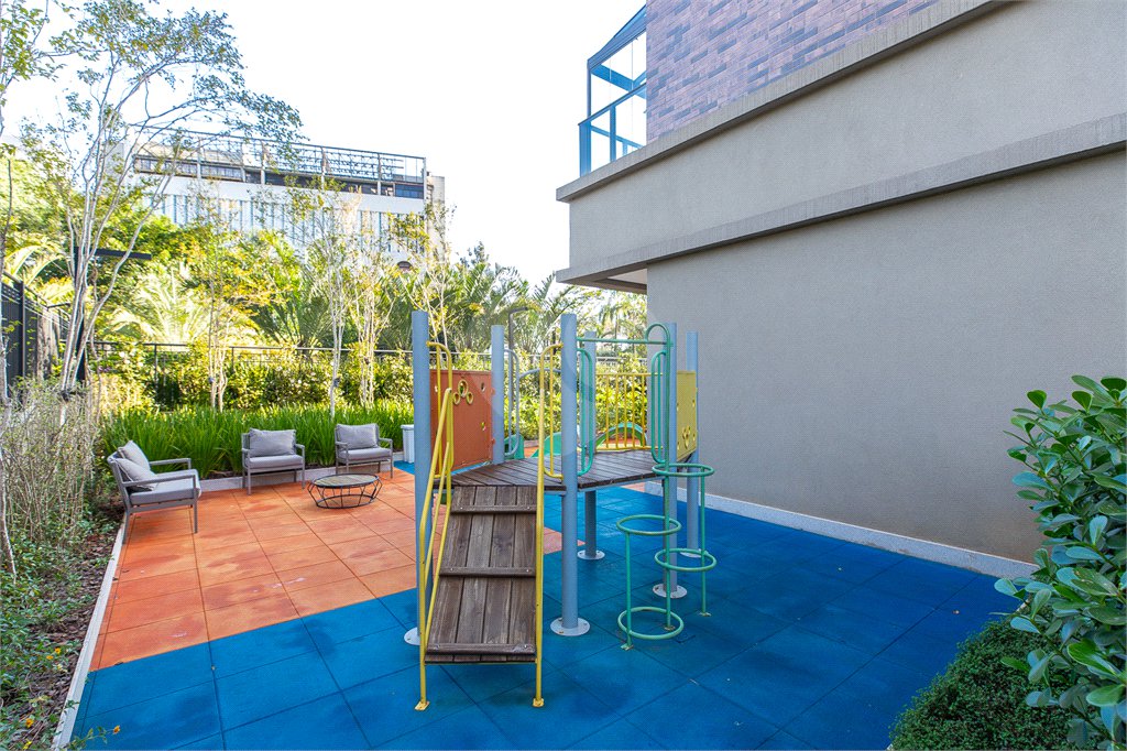 Apartamento à venda com 3 quartos, sendo 1 suíte, em Chácara Santo Antônio (zona Sul), São Paulo, SP